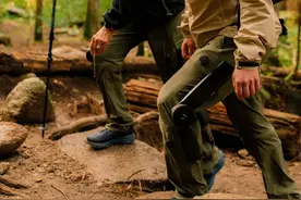 始祖鸟推出三万元“外骨骼”登山裤图片
