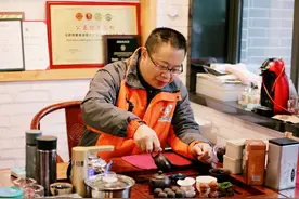 新闻有观点丨本周人物：“无声”餐厅，有声有色图片