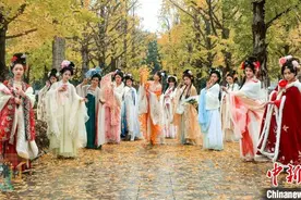 “国风雅韵”遇上“街头艺术” 重庆两江软件园·照母山文化艺术节启幕图片