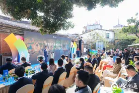 海内外青年在“全球泉籍青年菁英汇”上共话家乡情图片