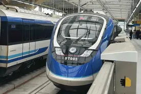 预计排队2.5小时！璧铜线最新乘车提示→图片
