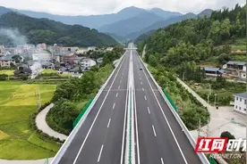 奋战110天 沪昆高速邵怀段双向恢复通车图片