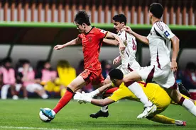 冲击世青赛！U20亚洲杯揭幕战，中国2比1战胜卡塔尔图片