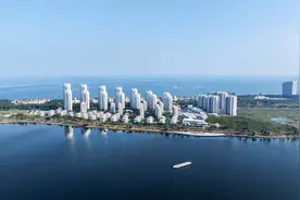 自在奔跑，绿动未来丨荣成自在澜湾助力2025荣成马拉松开跑图片