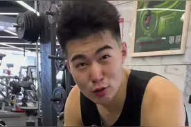 这还被置顶了😂“球圈探员”曝李云开被裁 本尊懵逼&探长诧异图片