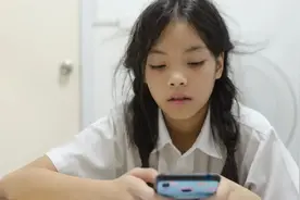黑话和烂梗，包围中小学生图片