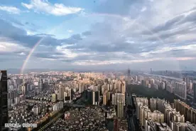 广州土地市场回暖： 3家房企5小时拍出天河区“地王”图片
