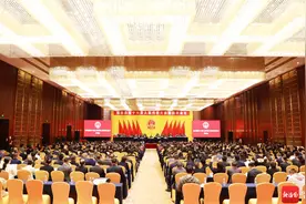关注市县两会丨2024年临高将重点发展“三区一园”和“五色经济”图片