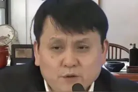 “AI张文宏”开始深夜带货？老人信以为真，已有多人上当受骗图片