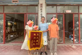 孩童被海浪卷走！福州这名教师出手了！图片
