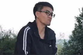 心理咨询师谈“郁豹豹认亲一年后与家人决裂”图片