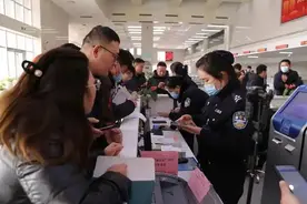元旦后新车挂牌将现小高峰 市车管所提醒：“预约通道”拓展至3条图片