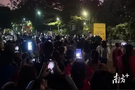 全国人大为烟花禁燃令松绑后，揭秘广州如何纠正“一禁了之”图片