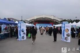 2025年“春风行动”招聘会达成就业意向1200余人图片