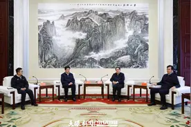 徐麟李炳军会见共青团中央书记处第一书记阿东一行图片