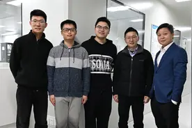 换道超车！低功耗二维环栅晶体管问世，为中国芯再添“新质”动力——专访化学学院彭海琳研究团队图片