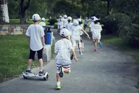 中小学家校联络群“解散风波”：是“溜之大吉”，还是沟通升级？图片