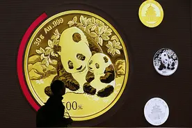 金价攀升，熊猫金币又火了图片