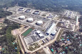 （国际·一周看天下）中国企业助力孟加拉国建设石油储运大动脉图片
