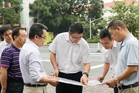 谢文华检查指导项目建设和防汛工作图片