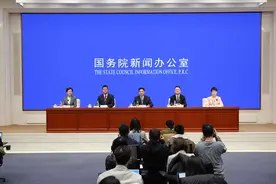 海南国际经济发展局答九派新闻：第五届消博会上，宇树科技将带来最新款机器人图片