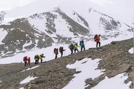 第二十二届玉珠峰登山大会圆满闭幕图片
