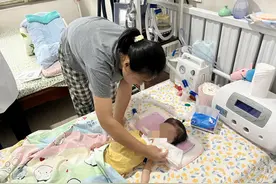 被困在“SMA”里的家庭图片