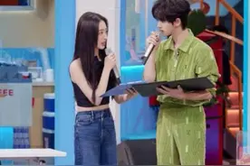 《你好，星期六》花少团来袭，丁程鑫、黄子弘凡、田嘉瑞化身总裁带队搞事业！图片