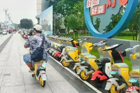 230斤小伙骑行被断电，共享电单车“歧视”胖子？回应：限重200斤为防多人骑行，将改进图片