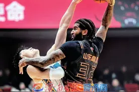 回归济南后，山东男篮主场四战全胜图片
