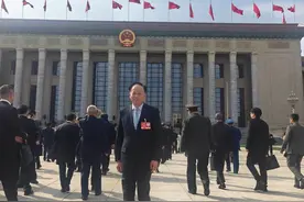 全国政协委员、上海港湾集团董事长徐士龙：优化“走出去”模式，支持企业“技术抱团”出海图片