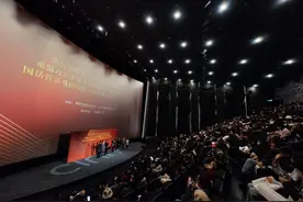 国话老中青三代演员“回家” 戏剧电影《抗战中的文艺》明年与观众相约院线见图片