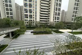 起拍价14.6亿，南京挂出2幅优质宅地图片