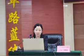 黑龙江中医药大学冯晓玲：岐黄薪火传千古，杏林园丁育英才图片