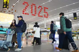 助力旅客出行！重庆江北机场免费摆渡车春运加大发车频次图片