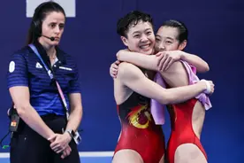 稳！陈艺文、昌雅妮继续“不败”，拿下女子三米板金牌图片