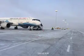 一条跑道起飞 一条跑道降落 ｜东二跑道投用，哈机场成东北首个双跑道国际机场图片