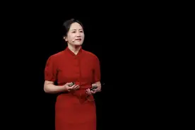 最前线丨华为发布昇腾AI计算集群，孟晚舟称提出全面智能化战略图片