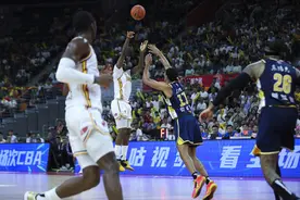 #（体育）篮球——CBA常规赛：广东东阳光不敌山西汾酒图片