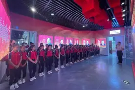 库尔勒市开展小学生国防教育宣讲活动图片