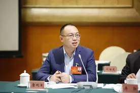 客货车能否都装上紧急自动刹车安全功能？全国人大代表唐利军建议加快推广应用｜两会你我他图片
