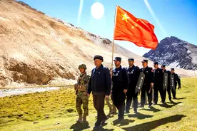 巴依卡：“守护祖国边防是我们的荣誉”图片