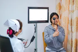广州启动春季女兵征集体检工作图片