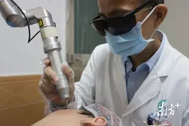 广东省中医重点专科清远市中医院皮肤科：内调外治，护佑患者皮肤健康图片