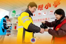 “外卖小哥”纳入最低工资保障 人社部发布新就业形态劳动者权益保障指引指南图片