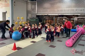 昆明市五华区第一幼儿园开展“家长进课堂”活动图片