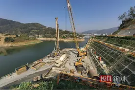 十巫南高速新洲特大桥主墩桩基施工全部完成图片