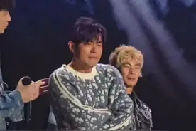 周杰伦哭了！在福州图片