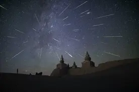 立秋后的第一场流星雨 国内这些地方可以看到｜天问·星空下图片
