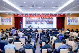 北京航空航天大学：海潮老师回学校啦图片